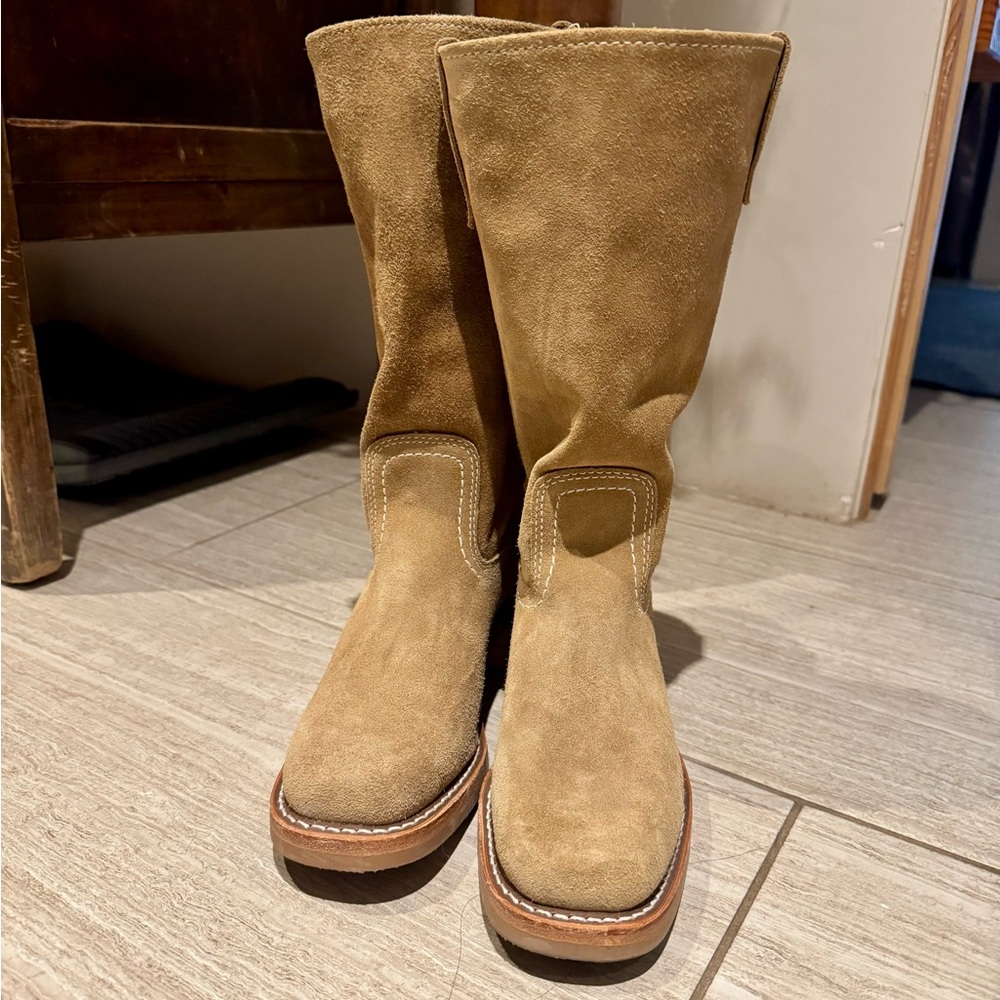 Frye Campus 12L Tan Nuck Suede Women's Boots-Gorgeous 6.5